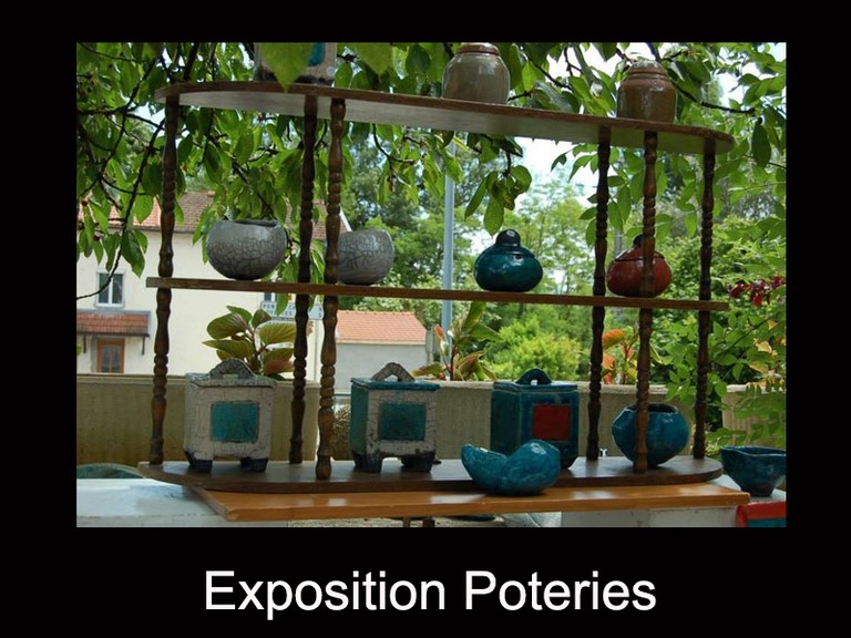Exposition de poteries